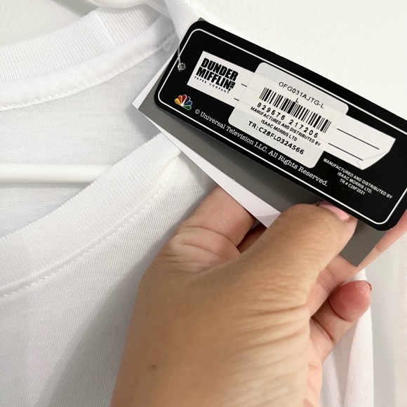 The Office Dunder Mifflin Short Sleeved Tshirt by Universal TV New with Tags L - Picture 5 of 7